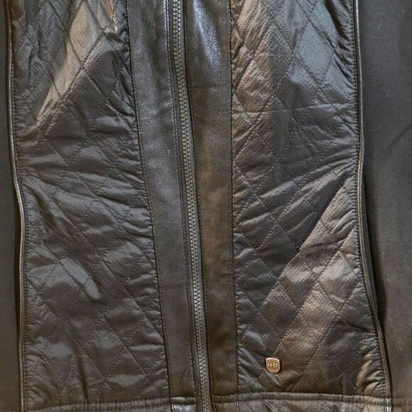 Harley Davidson Motorcycle XL Black Quilted Faux Leather Vest Stretch Panels - Picture 6 of 10